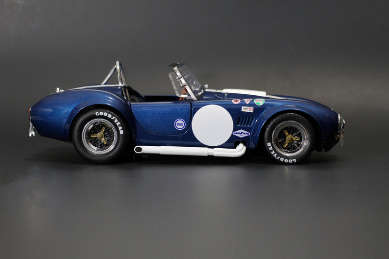 Illustration for article titled LaLD Engine Week: 8 Cylinders - Shelby Cobra 427